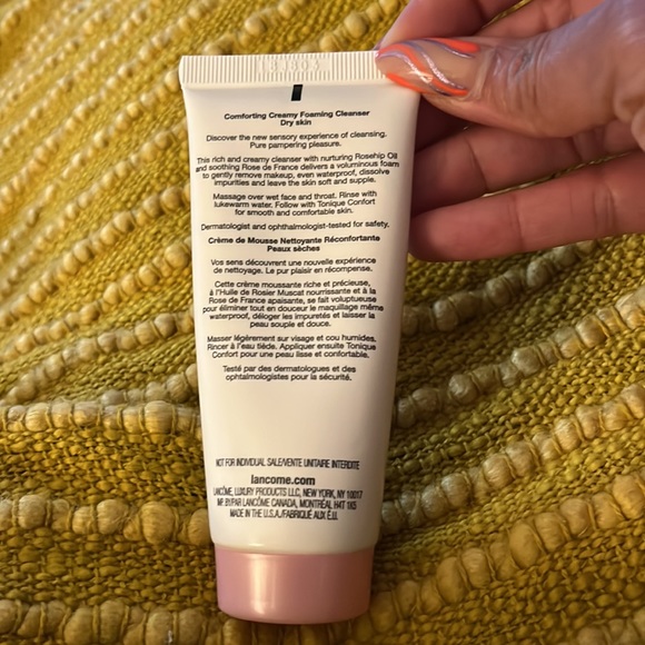 New: Lancome Creme Mousse Confort for Dry Skin Size 2.0 oz. Foaming clea… - Picture 2 of 2
